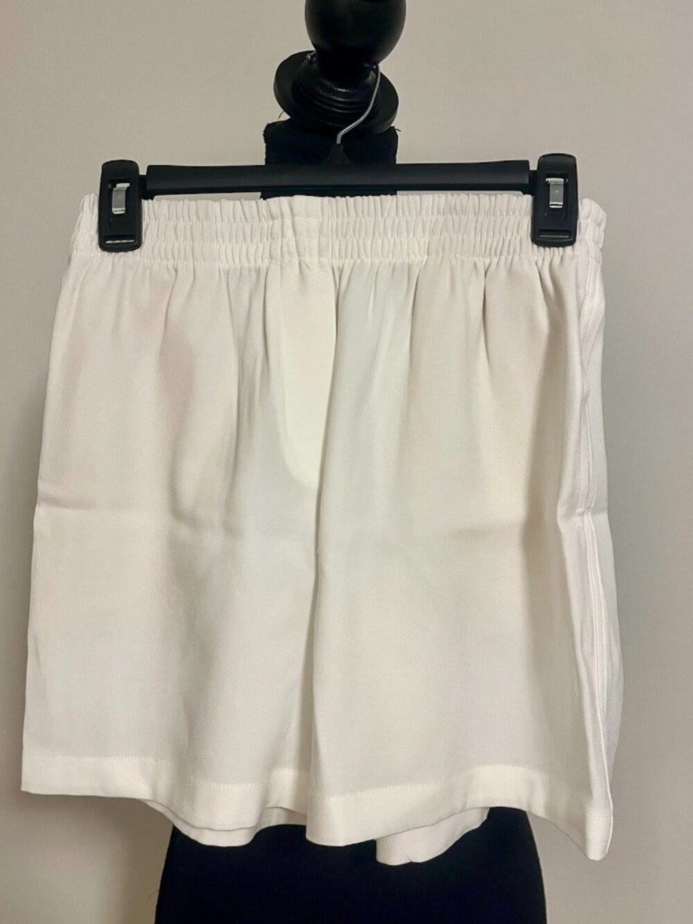 #258 White Babaton Shorts - NWT